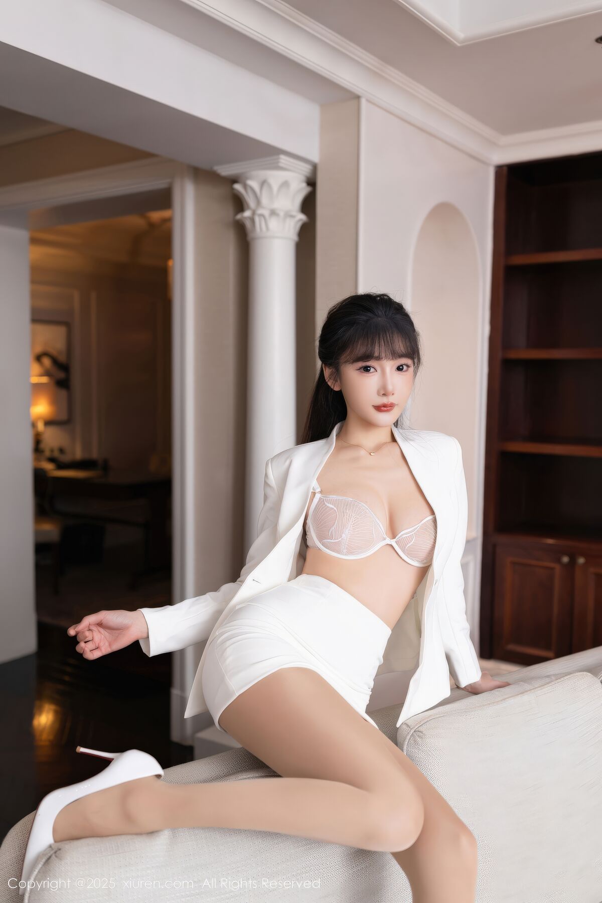 XiuRen秀人网 No.11042 Lu Xuan Xuan (81P)