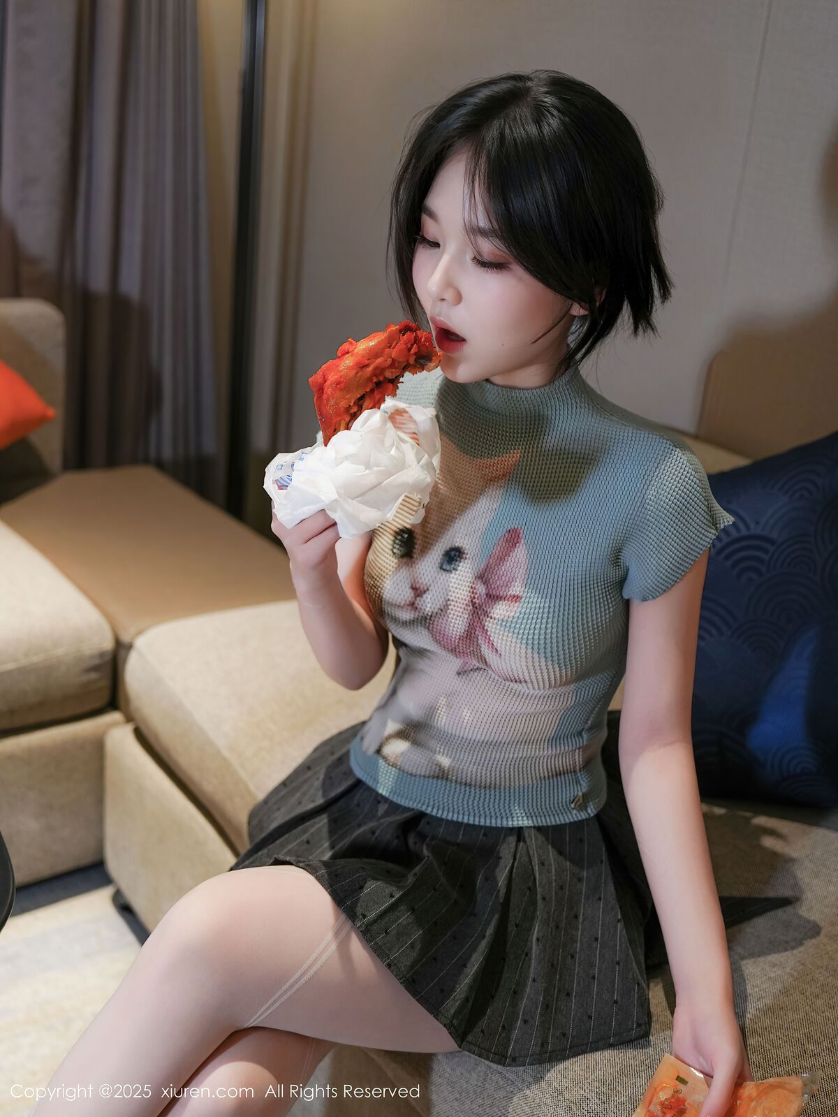 XiuRen秀人网 No.10830 Zhi Zhi (71P)