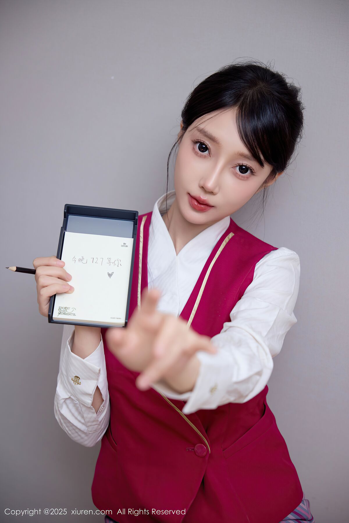XiuRen秀人网 No.10620 Yue Er Yue Er (71P)