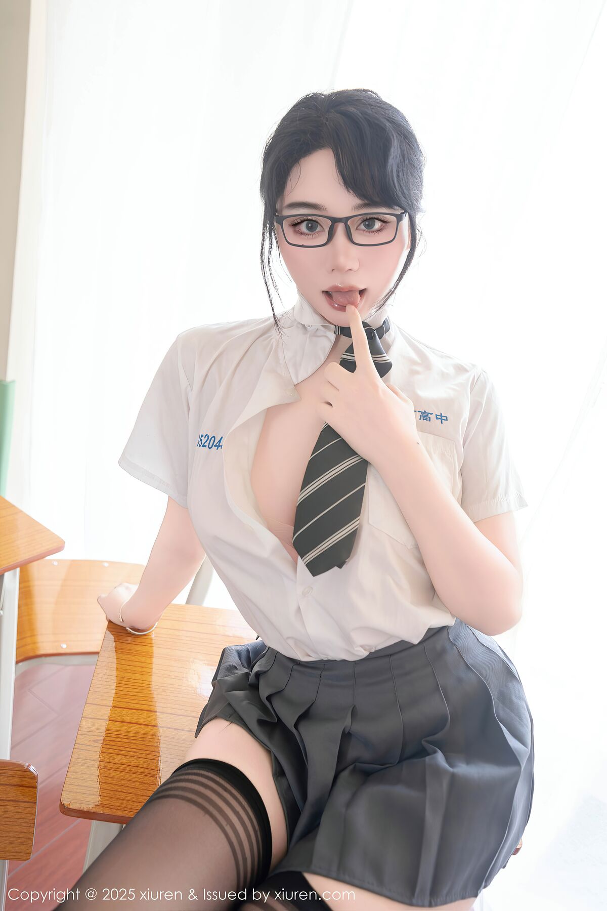 XiuRen秀人网 No.10530 Xi Xi Ai Chi Cao Mei (86P)