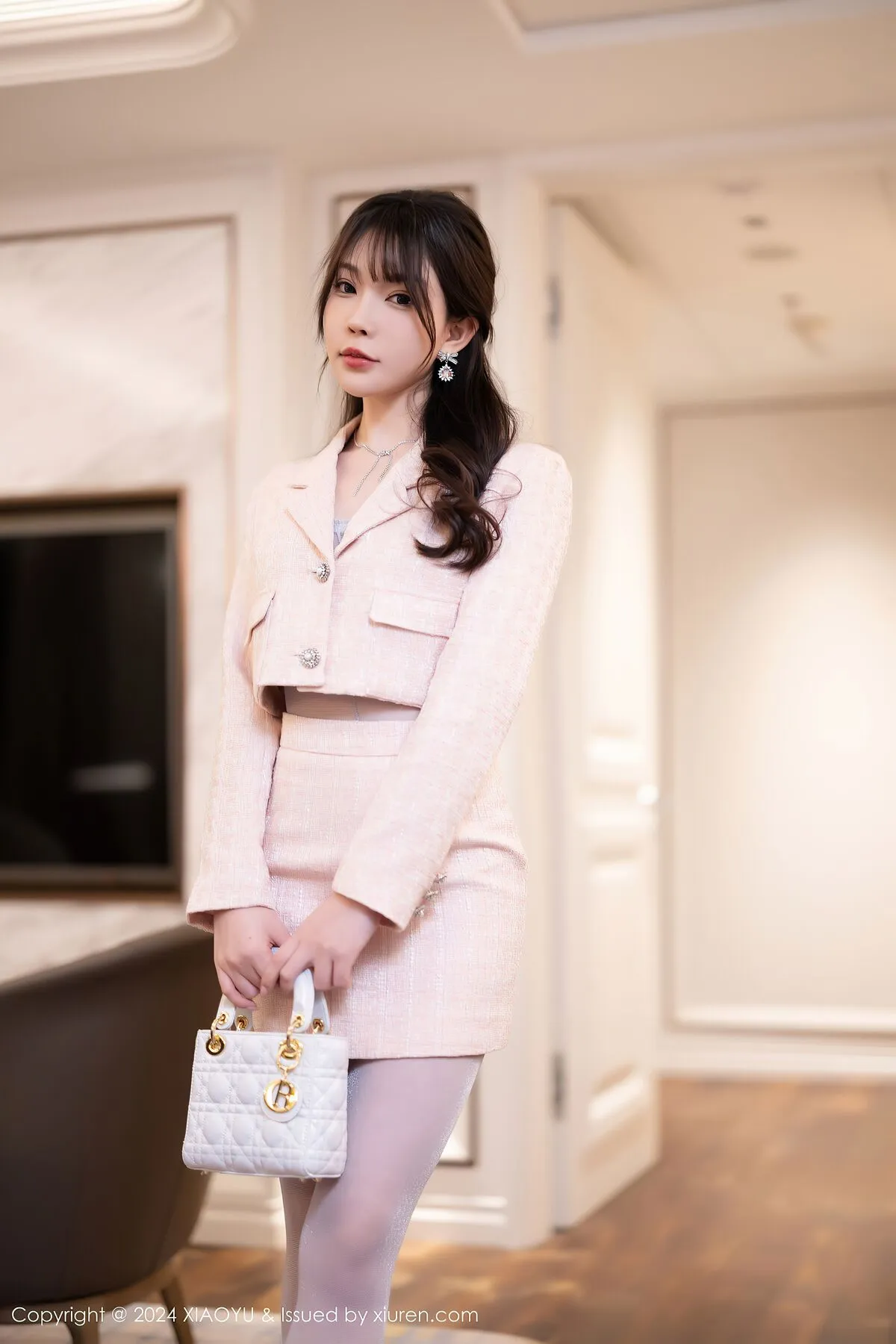 XiaoYu语画界 Vol.1236 Xu Li Zhi Booty